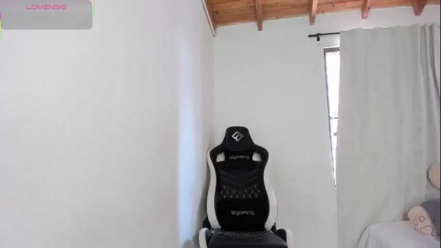 Thumbnail 2, yuli_cardona_'s Stream at Chaturbate, 1 month ago