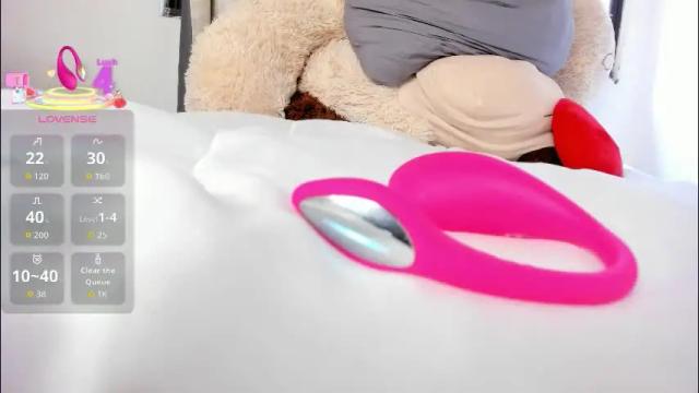 Image 10 of yuli_cardona_ Stream on Chaturbate on 1 month ago