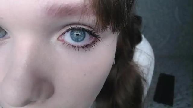 Image 7 of yulia_electric Stream on Chaturbate on 7 months ago