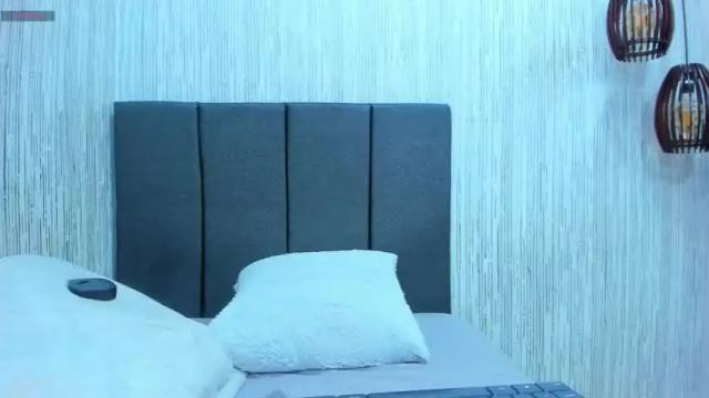 Thumbnail 1, yuliana_smith25's Stream at Chaturbate, 21 months ago