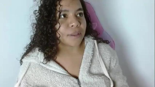 Image 6 of yulissa18 Stream on Chaturbate on 12 days ago