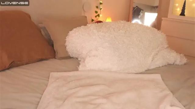 Image 12 of yulladao Stream on Chaturbate on 13 months ago