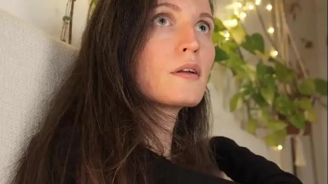 Image 8 of yulladao Stream on Chaturbate on 27 days ago
