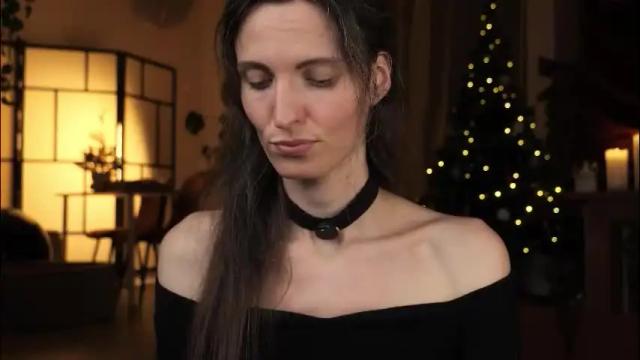 Image 3 of yulladao Stream on Chaturbate on 1 month ago