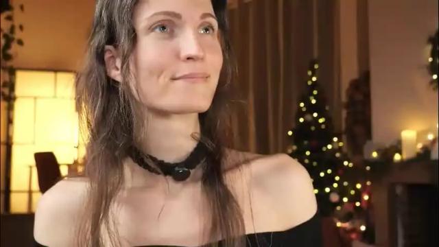 Image 8 of yulladao Stream on Chaturbate on 25 days ago