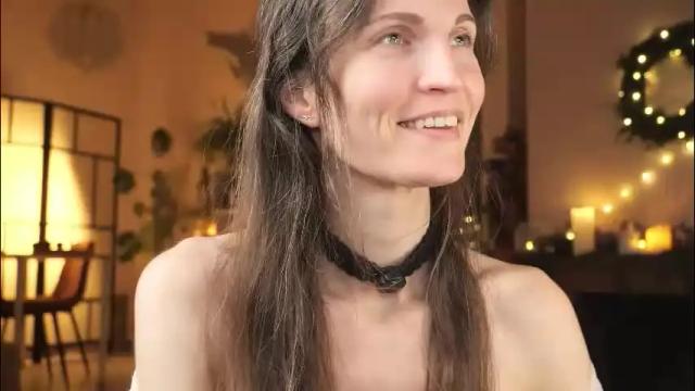 Image 10 of yulladao Stream on Chaturbate on 14 days ago