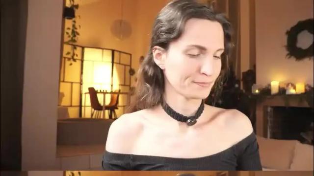 Image 4 of yulladao Stream on Chaturbate on 9 days ago