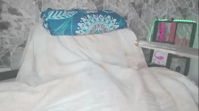 Image 3 of yullly_ Stream on Chaturbate on 29 days ago
