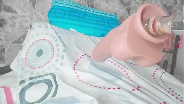Image 7 of yullly_ Stream on Chaturbate on 25 days ago