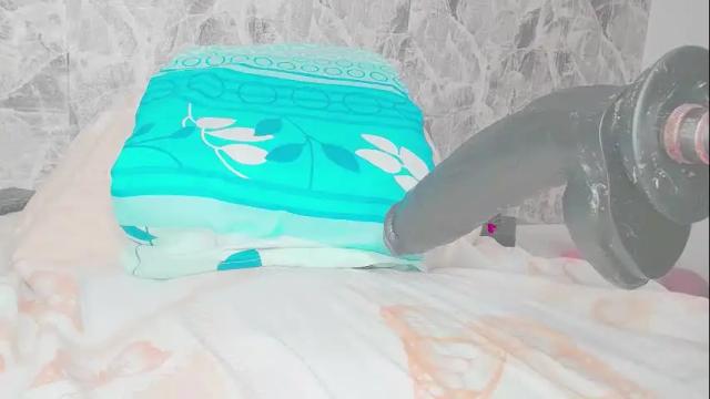 Image 10 of yullly_ Stream on Chaturbate on 7 months ago