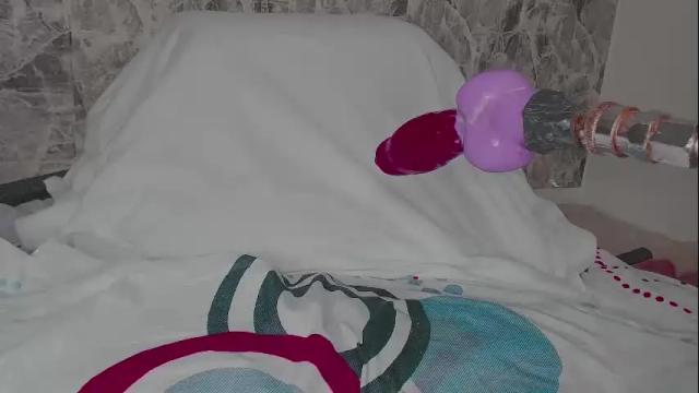 Image 3 of yullly_ Stream on Chaturbate on 6 months ago