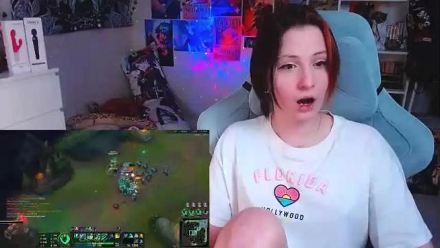 Image 7 of yum_neko_chan Stream on Chaturbate on 13 months ago