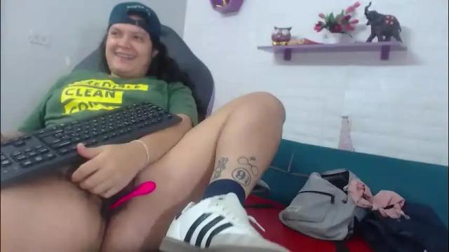 Image 2 of yumandsay Stream on Chaturbate on 1 month ago