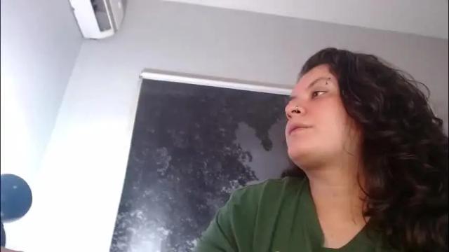 Image 10 of yumandsay Stream on Chaturbate on 1 month ago