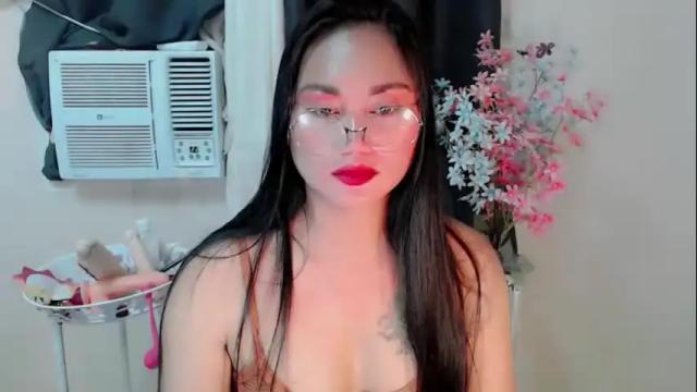 Image 4 of yumee_doll Stream on Chaturbate on 1 month ago