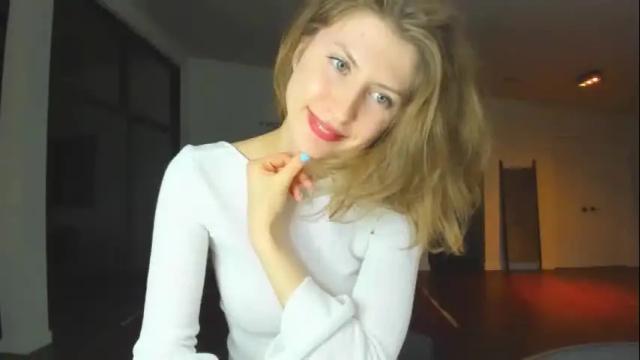 Image 3 of yumiandwolf Stream on Chaturbate on 14 months ago