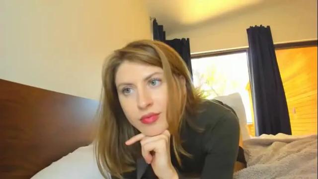Image 11 of yumiandwolf Stream on Chaturbate on 13 months ago