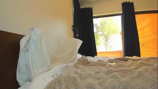 Image 8 of yumiandwolf Stream on Chaturbate on 13 months ago