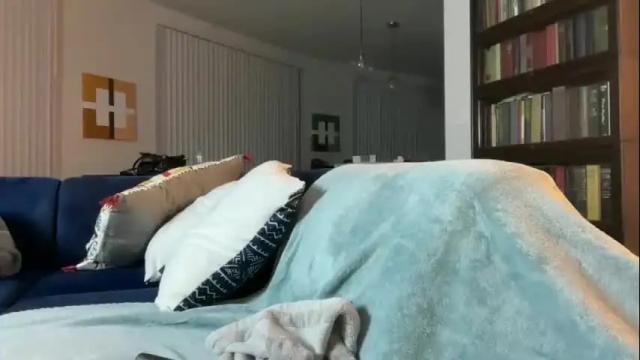 Image 10 of yumiandwolf Stream on Chaturbate on 13 days ago