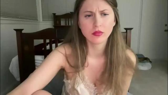 Image 3 of yumiandwolf Stream on Chaturbate on 1 month ago