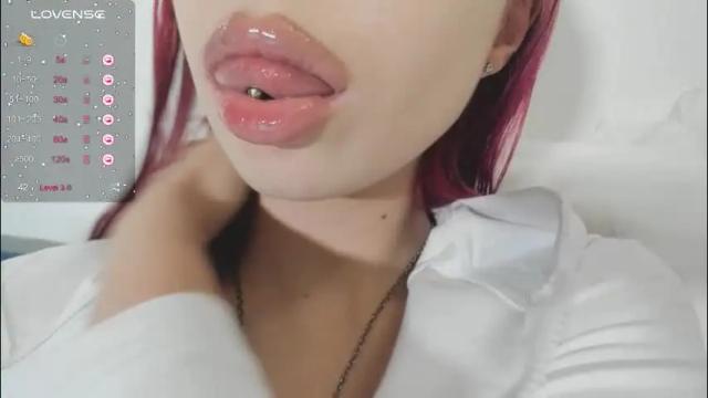 Image 11 of yumm__ Stream on Chaturbate on 2 months ago