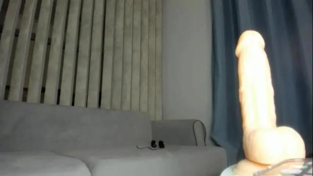 Image 12 of yummi_kim Stream on Chaturbate on 2 months ago