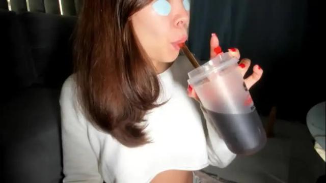 Image 3 of yummi_kim Stream on Chaturbate on 27 days ago