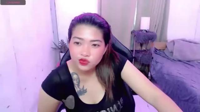 Image 6 of yummy_chesca Stream on Chaturbate on 13 months ago