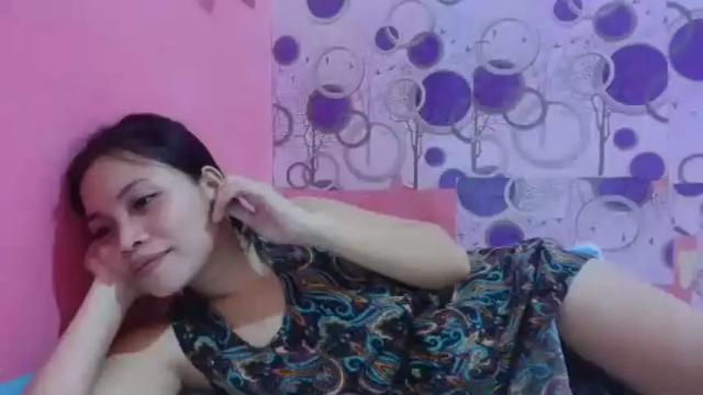 Image 4 of yummy_sweetly69 Stream on Chaturbate on 16 months ago