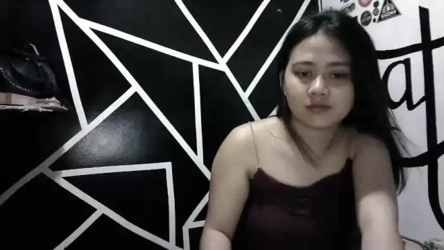 Image 10 of yummy_tits23xx Stream on Chaturbate on 16 months ago