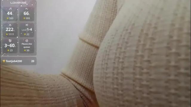 Image 2 of yummylilya Stream on Chaturbate on 4 months ago