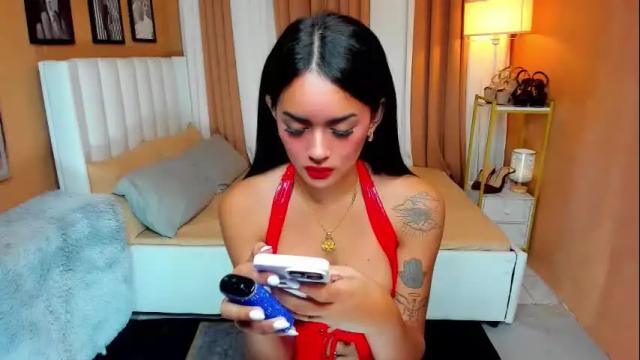 Image 6 of yummyrenalyn Stream on Chaturbate on 1 month ago