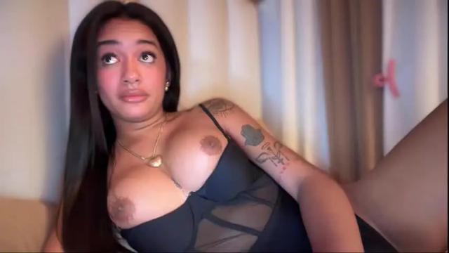 Image 10 of yummyrenalyn Stream on Chaturbate on 27 days ago