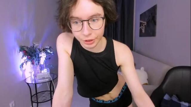 Image 11 of yun_glas Stream on Chaturbate on 1 month ago