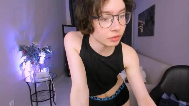 Image 6 of yun_glas Stream on Chaturbate on 1 month ago