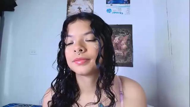 Image 12 of yungelitamor_ Stream on Chaturbate on 1 month ago