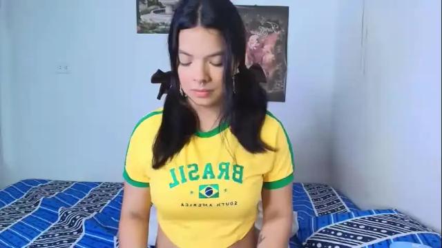 Image 7 of yungelitamor_ Stream on Chaturbate on 1 month ago