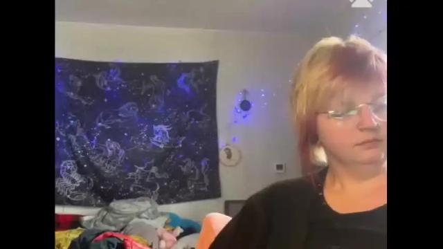 Image 3 of yungnotinnocent Stream on Chaturbate on 26 months ago