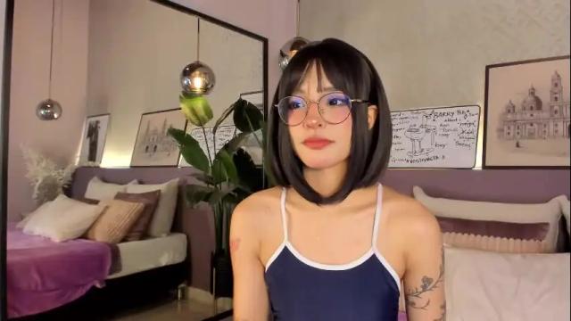 Image 2 of yuqisun Stream on Chaturbate on 1 month ago