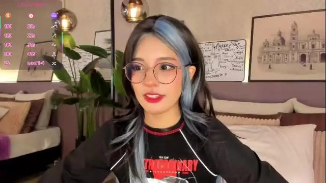 Image 3 of yuqisun Stream on Chaturbate on 1 month ago