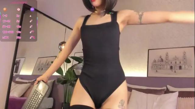 Image 4 of yuqisun Stream on Chaturbate on 1 month ago