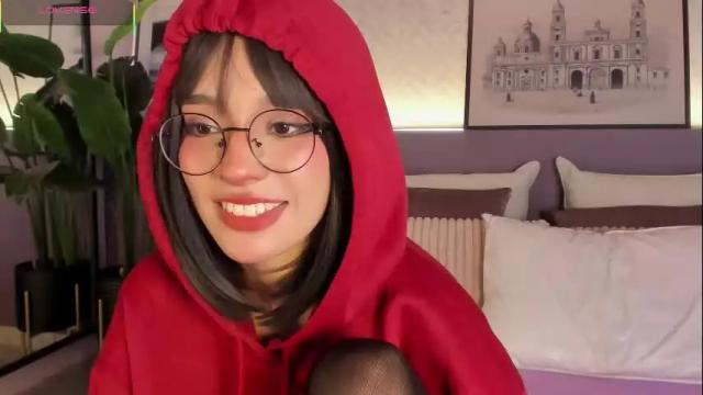 Image 8 of yuqisun Stream on Chaturbate on 23 days ago