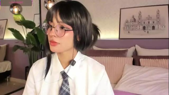 Image 4 of yuqisun Stream on Chaturbate on 21 days ago