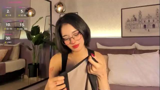 Image 11 of yuqisun Stream on Chaturbate on 1 month ago