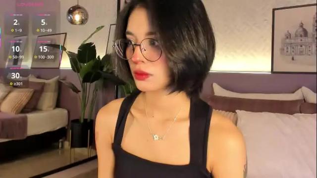 Image 2 of yuqisun Stream on Chaturbate on 1 month ago