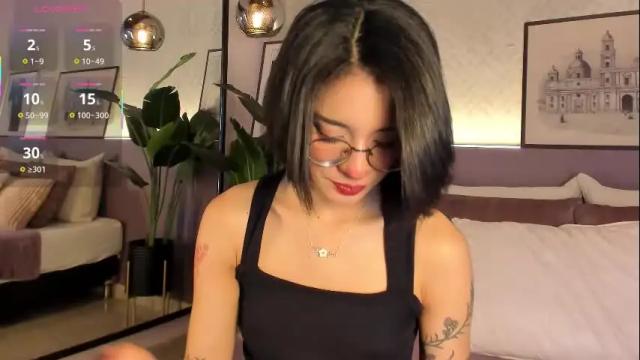 Image 4 of yuqisun Stream on Chaturbate on 1 month ago