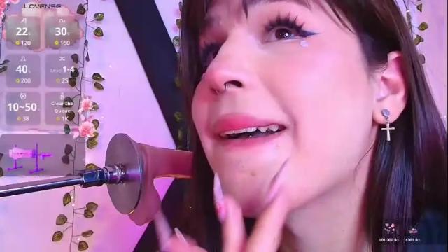 Image 12 of yuri_stars Stream on Chaturbate on 28 days ago