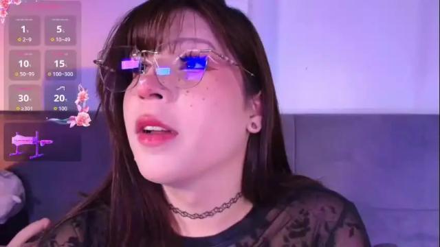 Thumbnail 1, yuri_stars's Stream at Chaturbate, 2 months ago