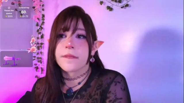 Image 3 of yuri_stars Stream on Chaturbate on 1 month ago