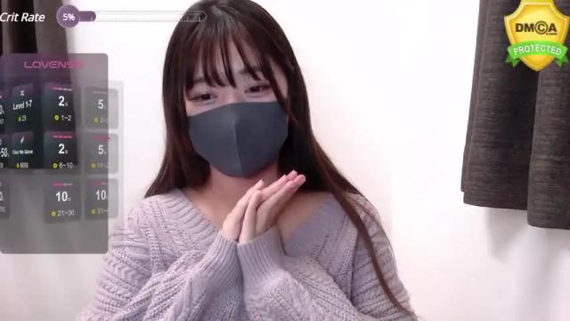 Image 3 of yuri_xx Stream on Chaturbate on 18 months ago